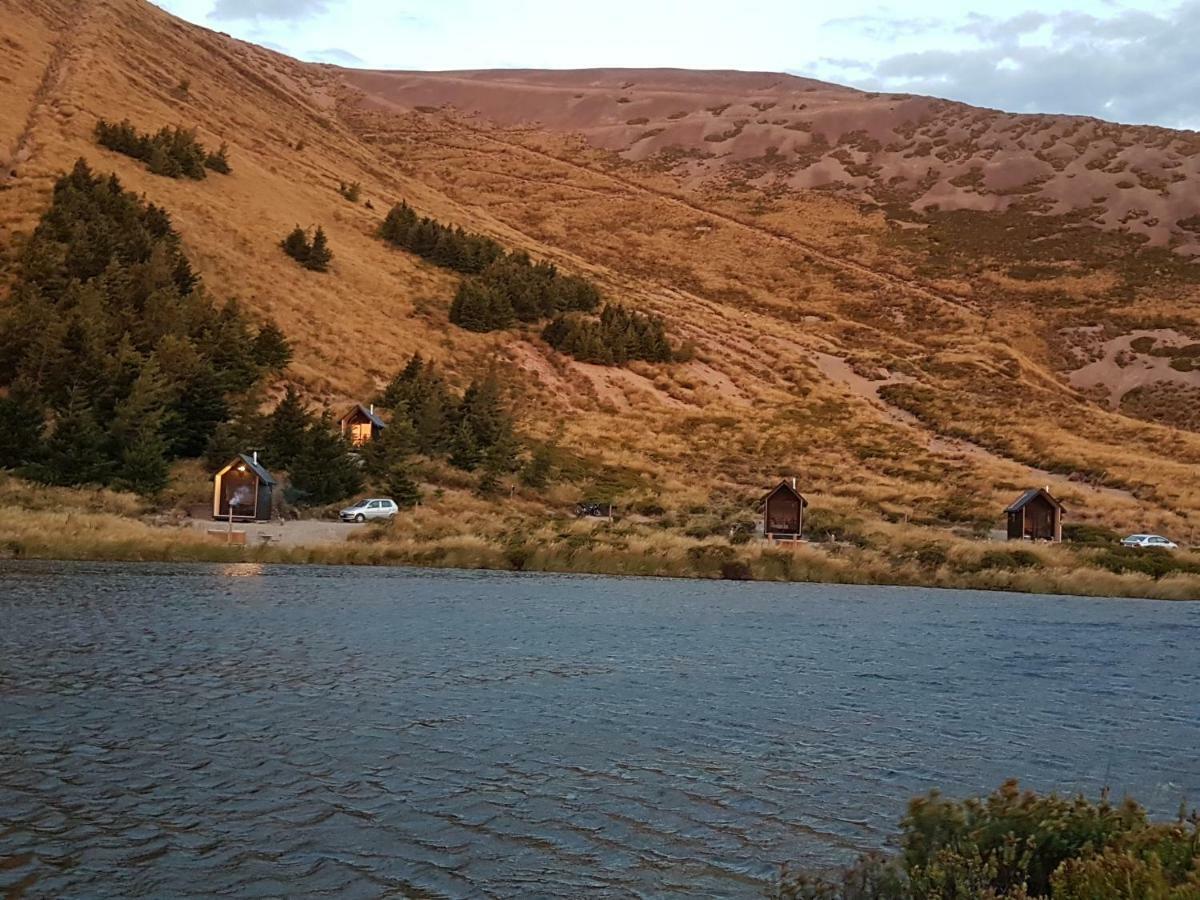 Lake Stella Mountain Huts Hotel Mt Lyford ภายนอก รูปภาพ